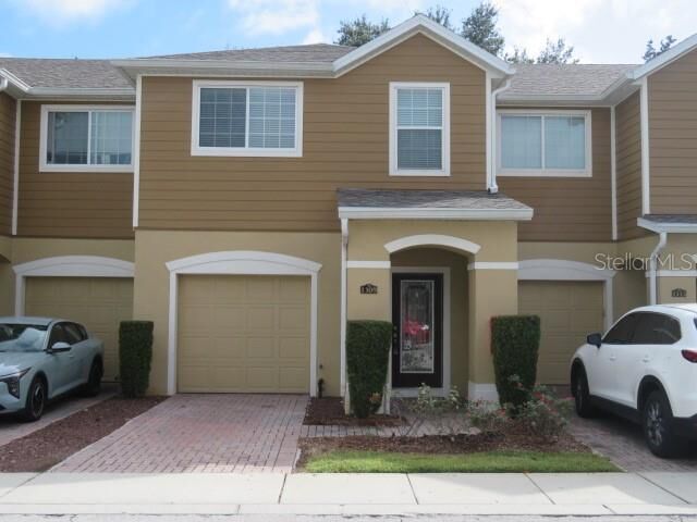 Property Photo: 1309 Heritage Commons Drive FL 32708