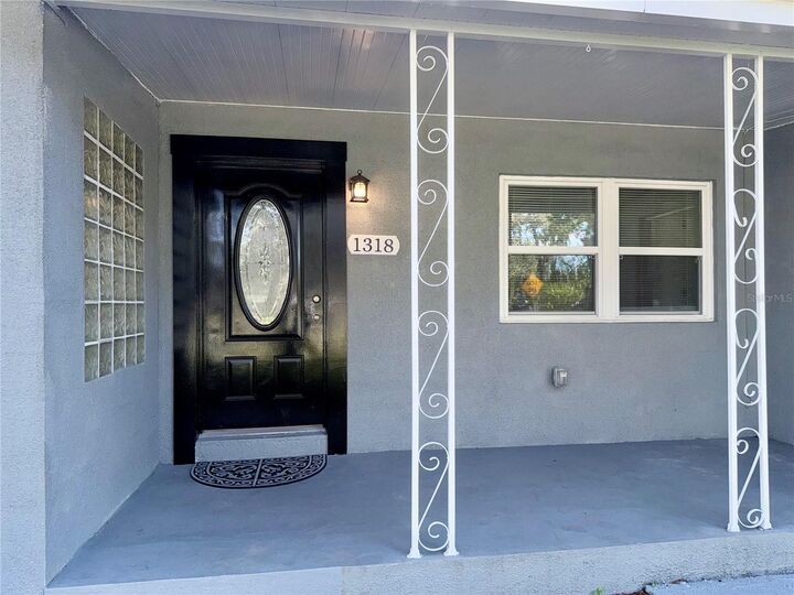 Property Photo: 1318 W Humphrey Street FL 33604