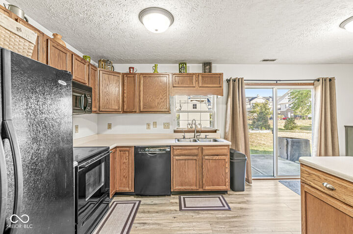 Property Photo: 564 Zephyr Way IN 46074