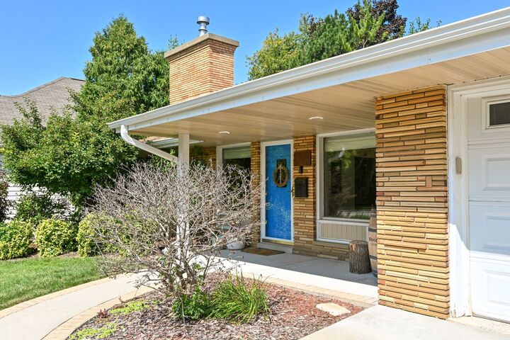 Property Photo:  7920 St Anne Ct  WI 53213