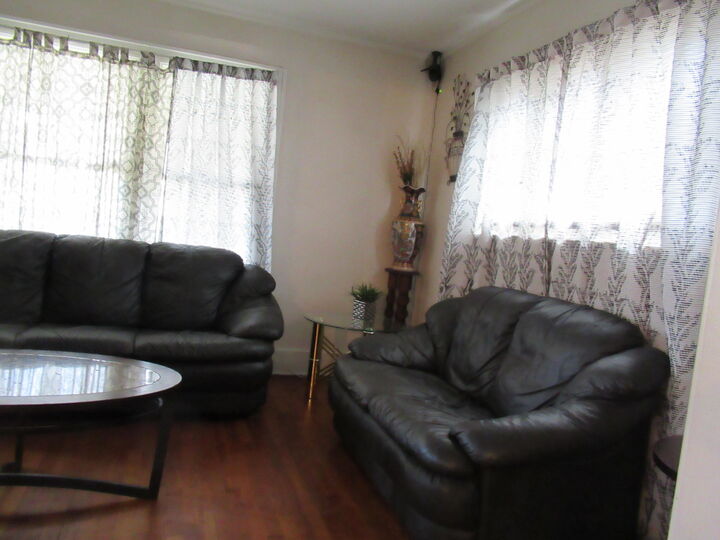 Property Photo:  828 Ardmore Street SE  MI 49507