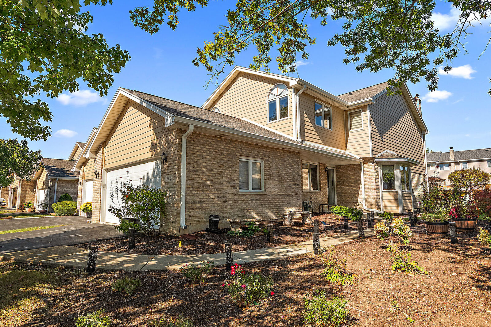 Property Photo: 11914 Dunree Lane IL 60467