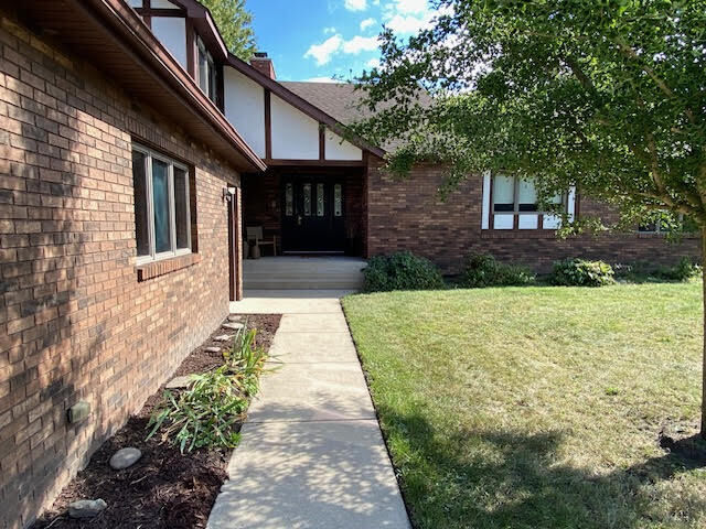 Property Photo: 9841 Kennedy Avenue IN 46322