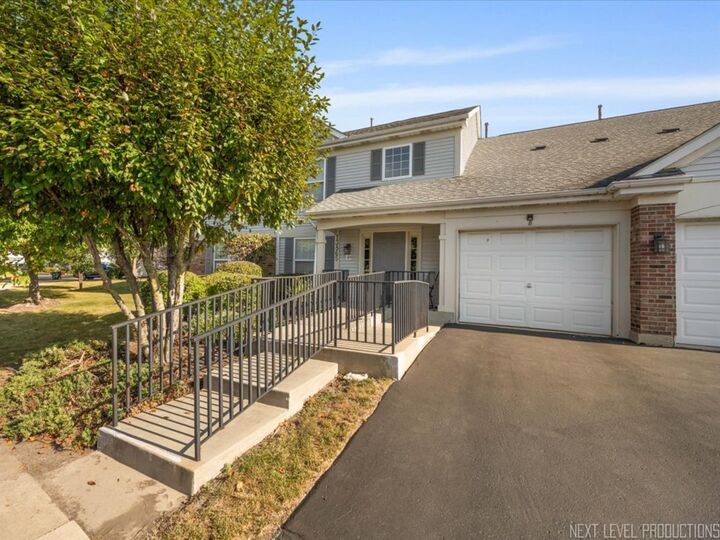 Property Photo: 13865 S Balsam Lane D IL 60544