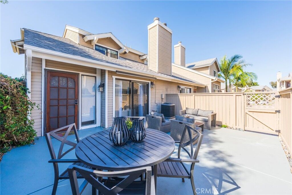 Property Photo: 1854 W Falmouth Avenue 3 CA 92801