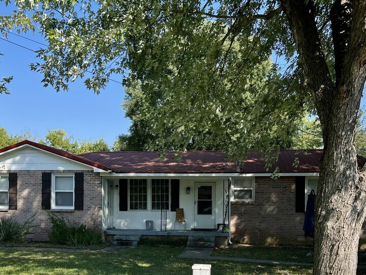 Property Photo:  625B Martha Ave  TN 37066 