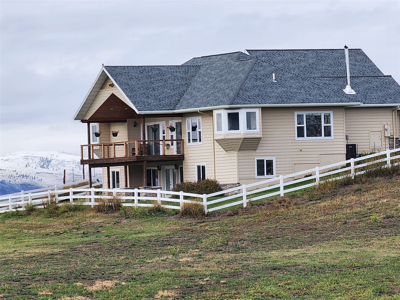Property Photo: 45339 Leighton Road MT 59864