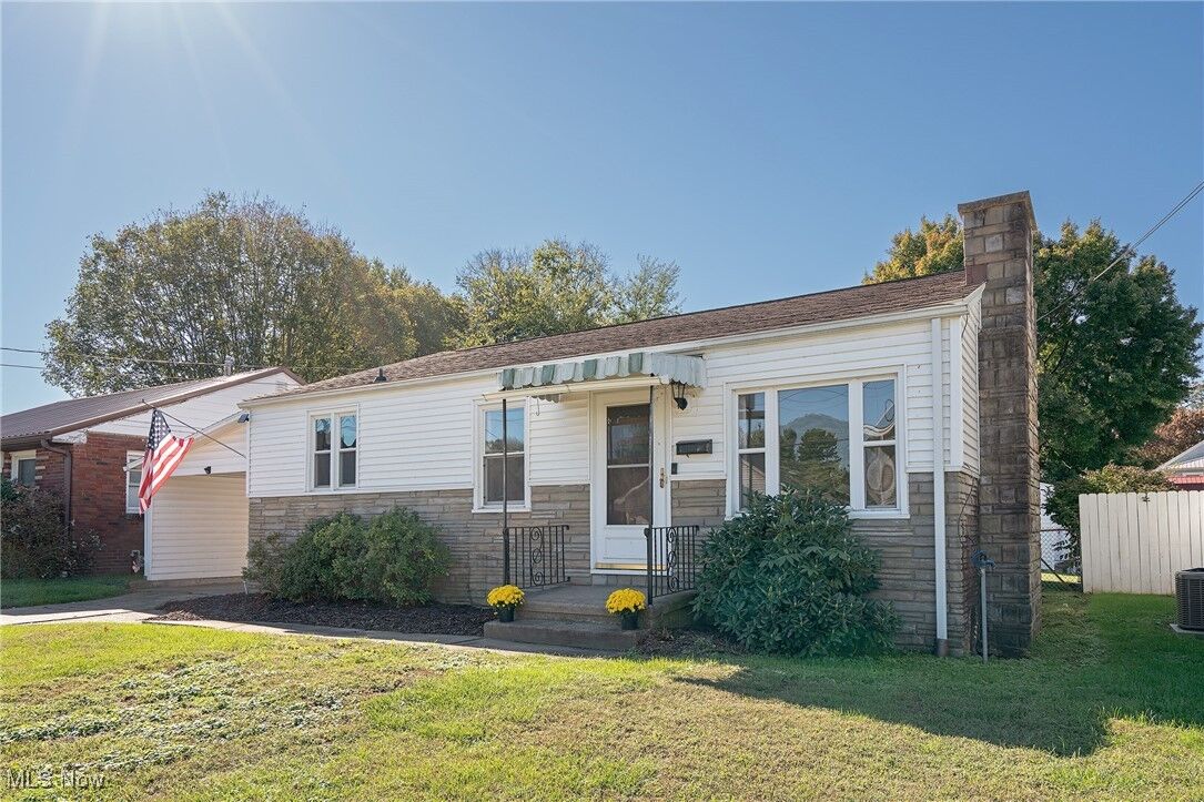 Property Photo: 1012 39th Street WV 26105