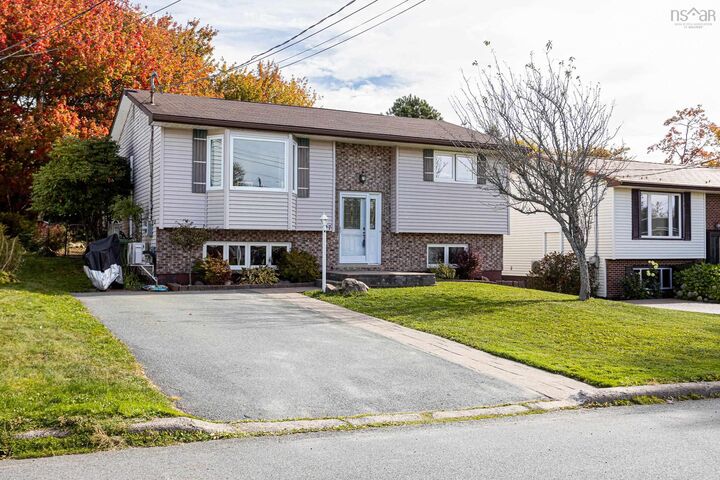 Photo de la propriété: 57 La Pierre Crescent NS B2W 5C6