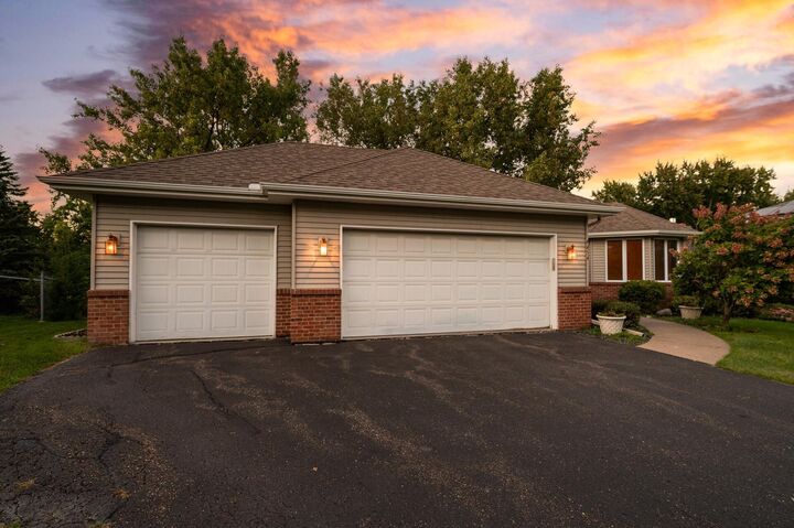 Property Photo: 4454 Victoria Street N MN 55126