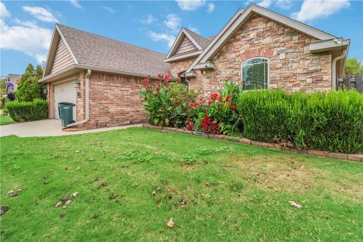 2920 W Verona Lane  Fayetteville AR 72704 photo