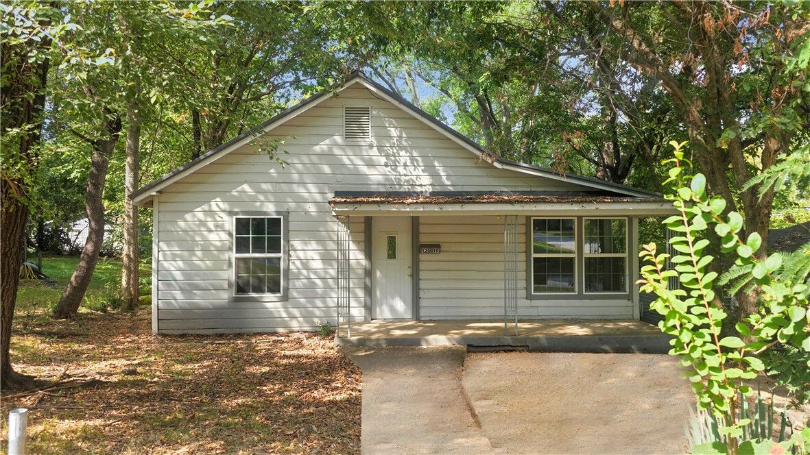 Property Photo: 1219 Stephenson Avenue AR 72601