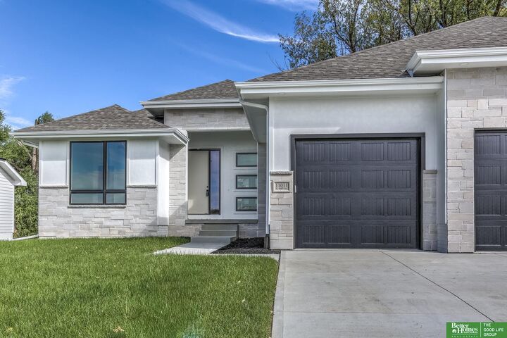 Property Photo: 11011 S 98th Street NE 68046