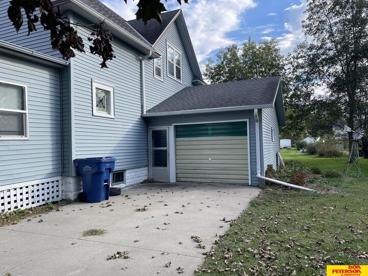 Property Photo: 325 Crystal Street NE 68068