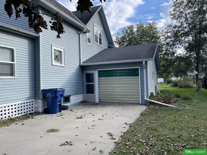 Property Photo: 325 Crystal Street NE 68068