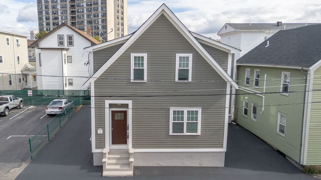 Property Photo:  7 Pequot St  RI 02903 