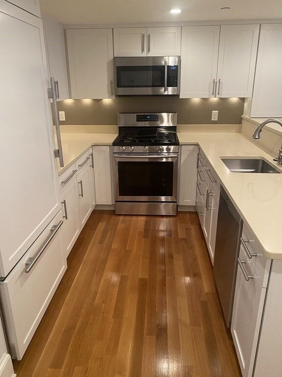 Property Photo: 41 Beaver Pl 0 MA 02108