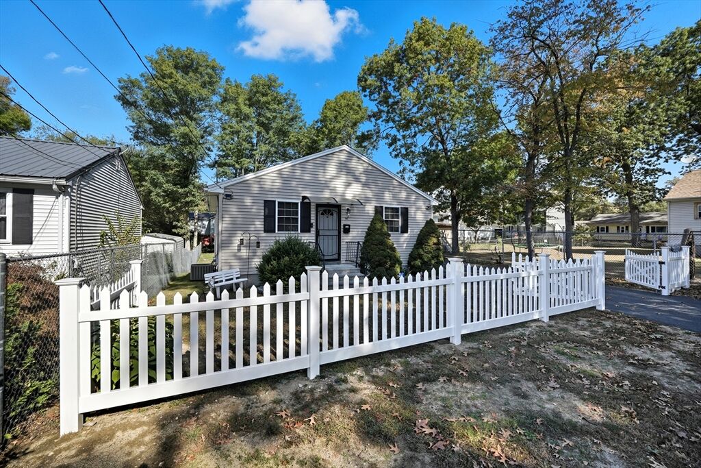 Property Photo:  90 Lorenzo Street  MA 01109 