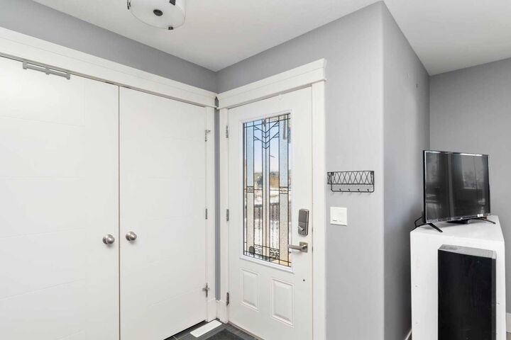 Property Photo: 423 Prospect Drive AB T9K 0T7