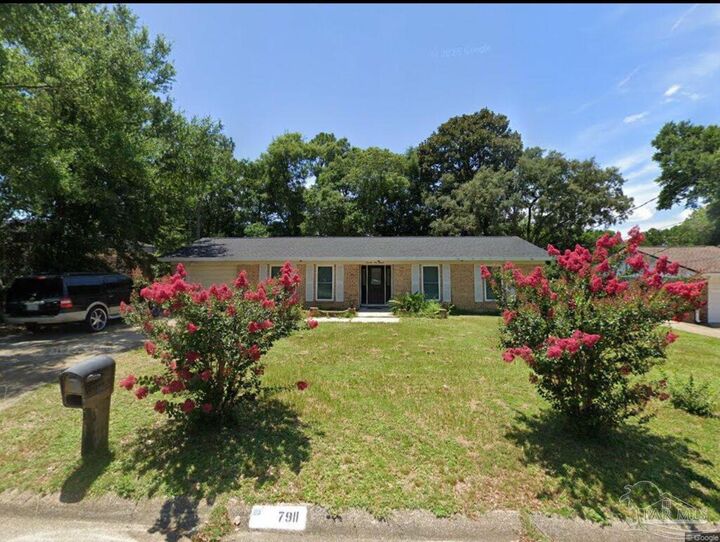 7911 Burstaff Rd  Pensacola FL 32514 photo