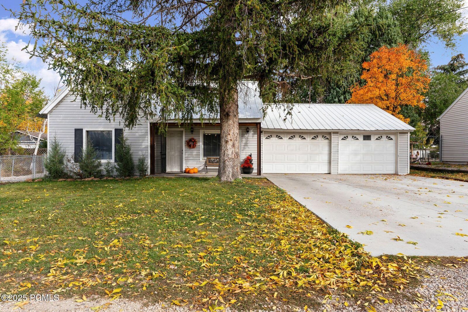 Property Photo:  341 S 200 East  UT 84032