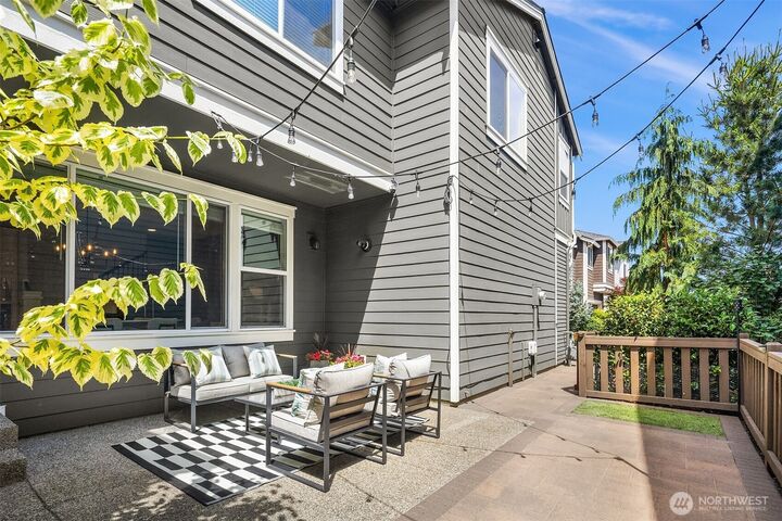 Property Photo: 1136 Pine Crest Circle NE WA 98029