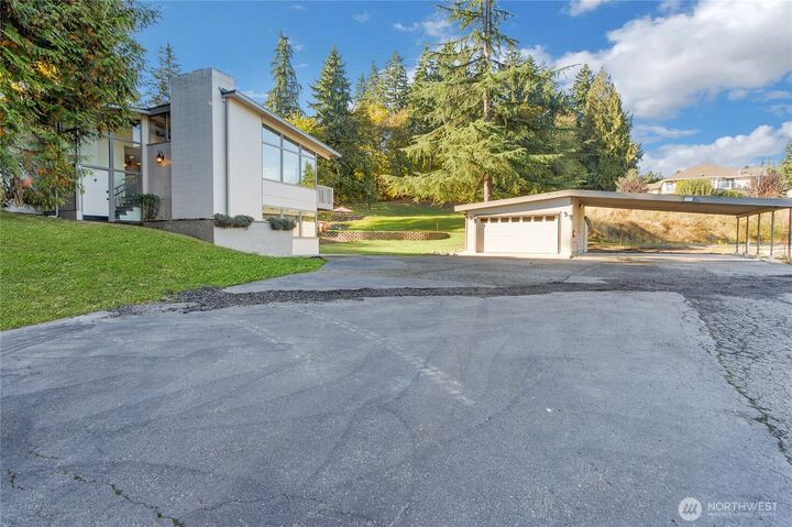 8726  Fruitland Avenue E  Puyallup WA 98371 photo