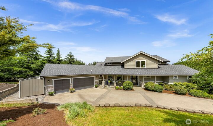 Property Photo: 1301 Broad Street WA 98229