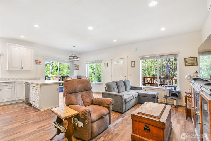 Property Photo:  1016  288th Street NW B  WA 98223 