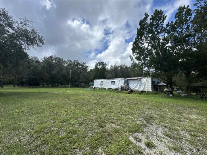 Property Photo: 16267 Cherokee Road FL 34601