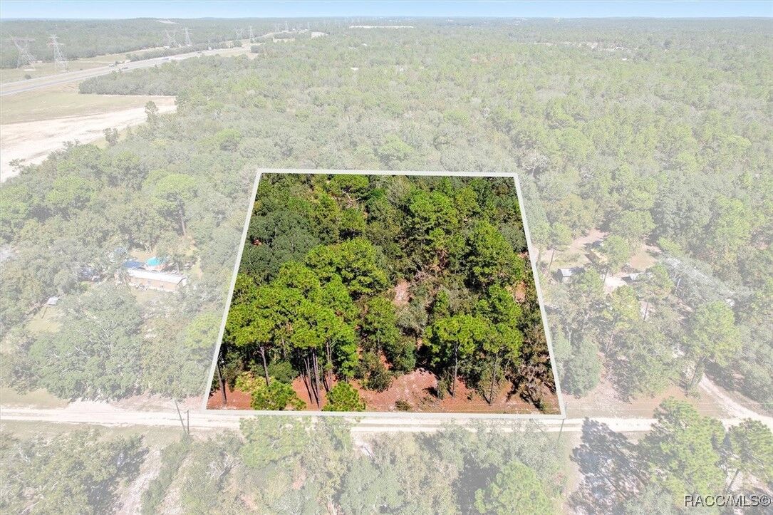 Property Photo: 3777 W Cracker Lane FL 34446