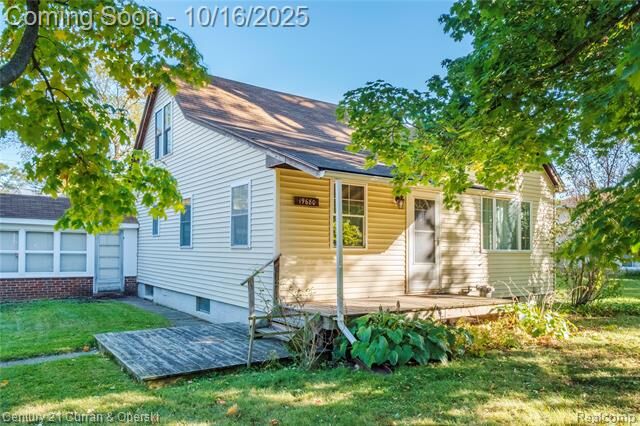 Property Photo: 19680 Hilton Drive MI 48075