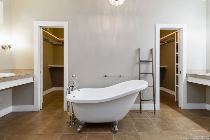 25931 Hootananny  San Antonio TX 78260 photo