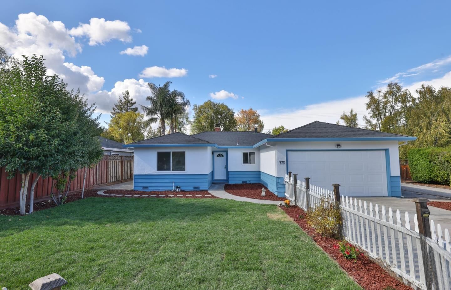 Property Photo: 773 East Meadow Drive CA 94303