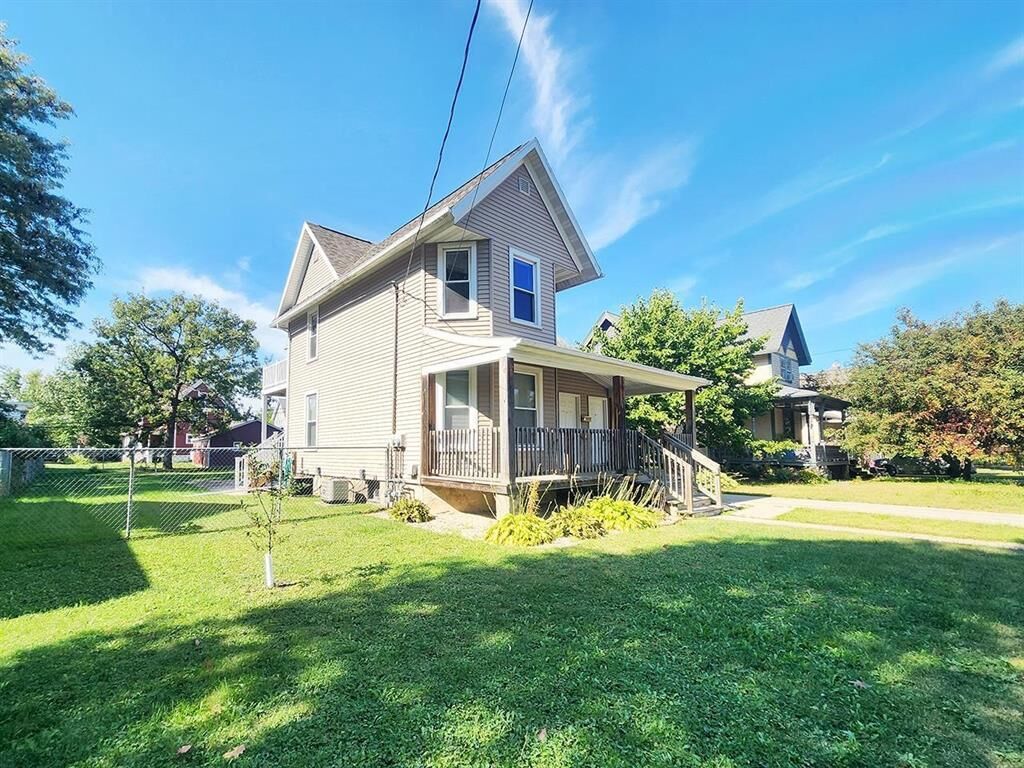 Property Photo: 455 North Terrace Street WI 53548