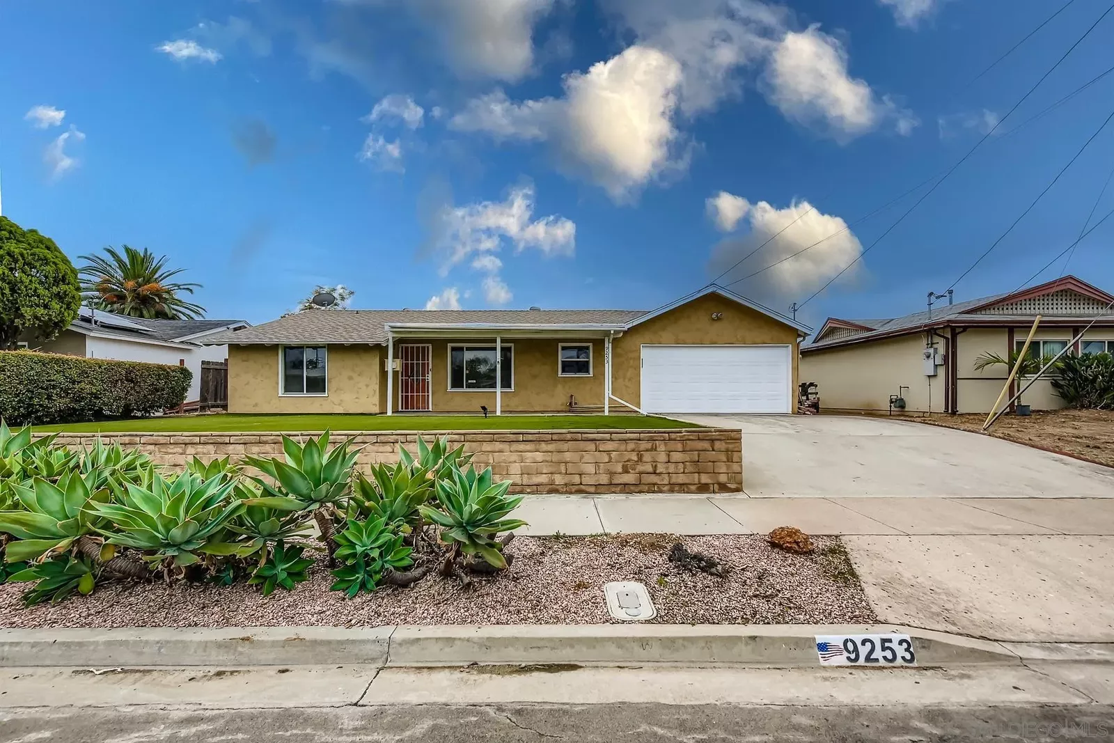 Property Photo: 9253 Maranda Dr CA 92071