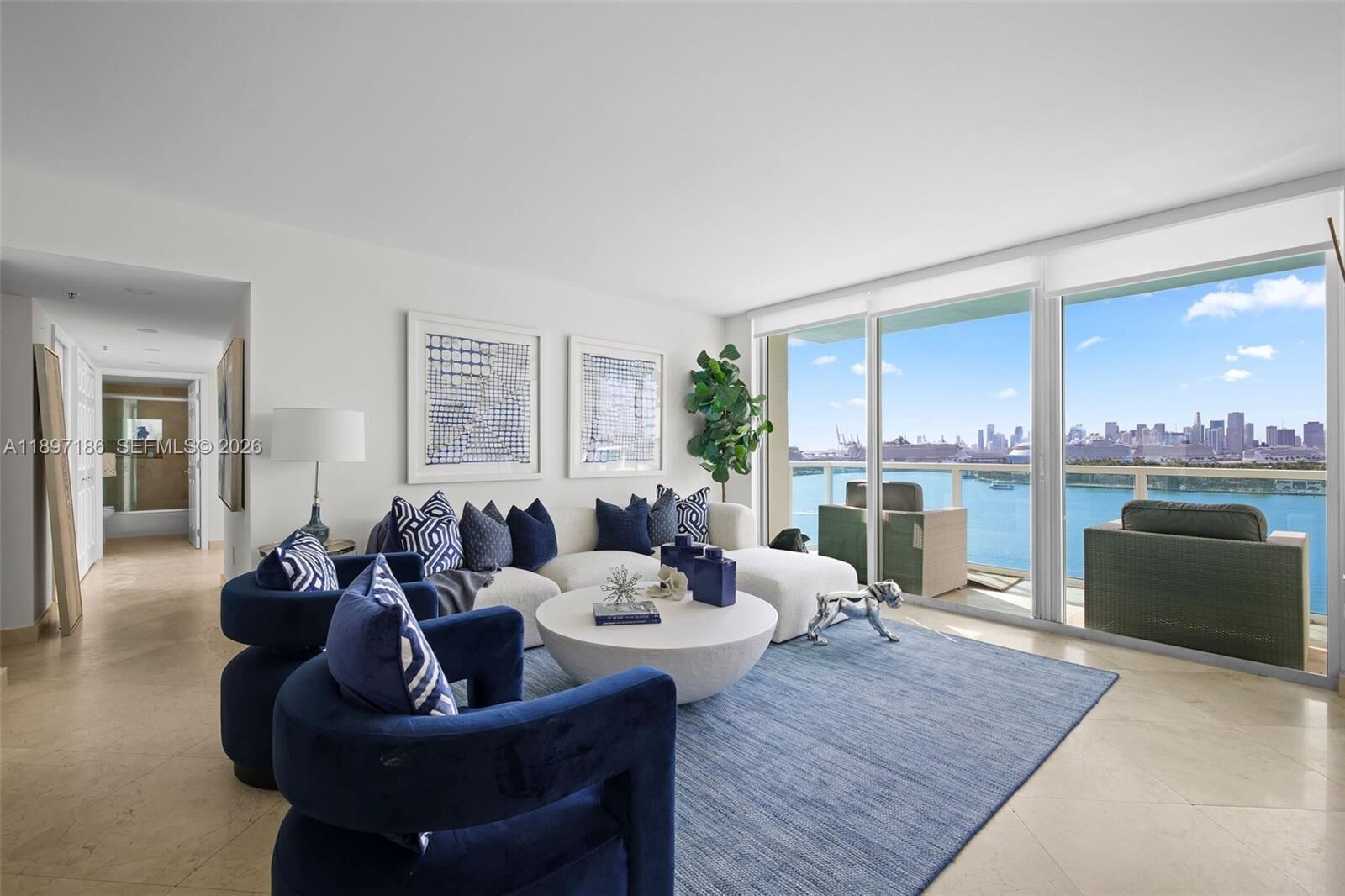 Property Photo:  650 West Ave 1407  FL 33139 