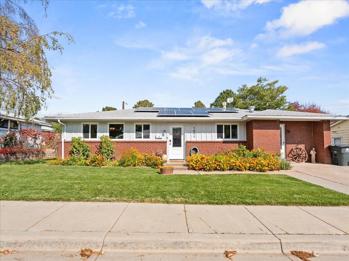 Property Photo:  1071 Pinon  NM 87544 