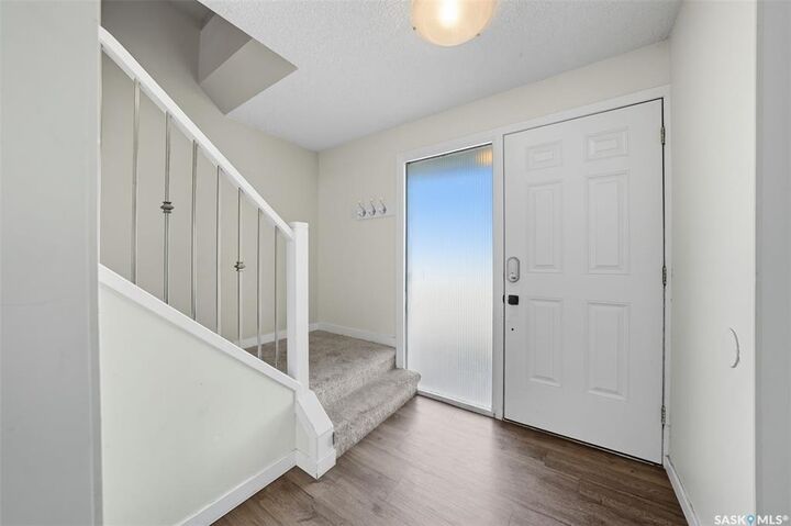 Property Photo: 266 Assiniboine Drive SK S7K 4A2