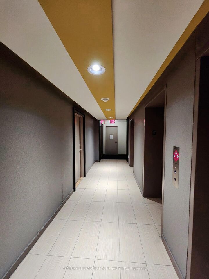 Property Photo: 60 Town Centre Court 1706 ON M1P 0B1