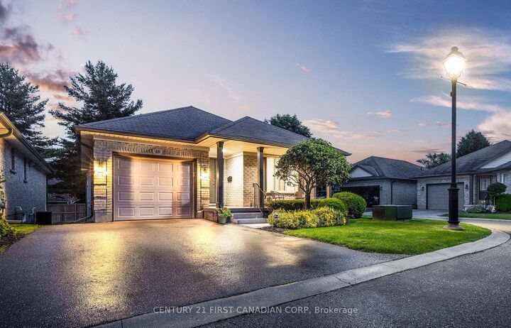 Property Photo: 20 Windemere Place 18 ON N5R 6H6