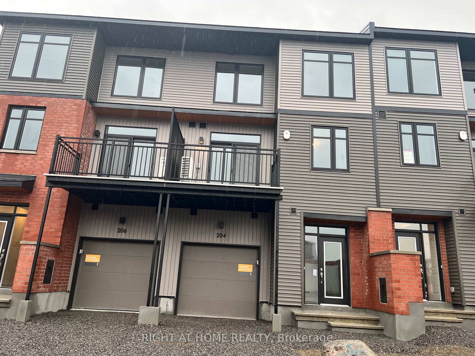 Property Photo:  204 Tussock Private  ON K1X 0M8