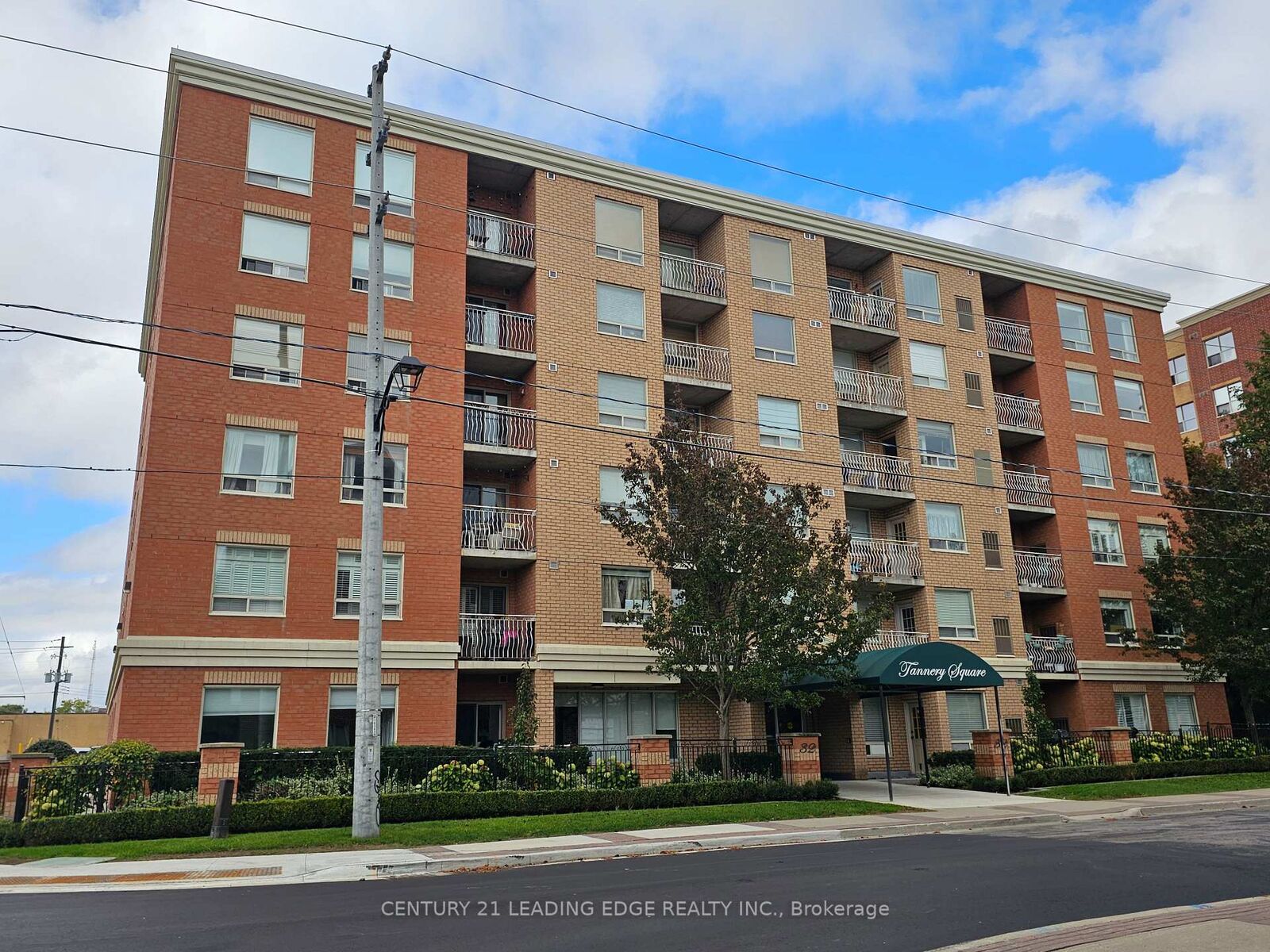 Photo de la propriété: 32 Tannery Street 105 ON L5M 6T6