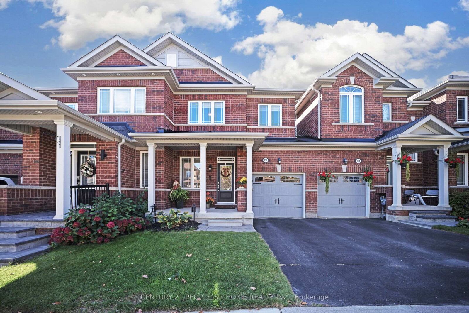 Photo de la propriété: 116 Kempenfelt Trail ON L7A 0Z9