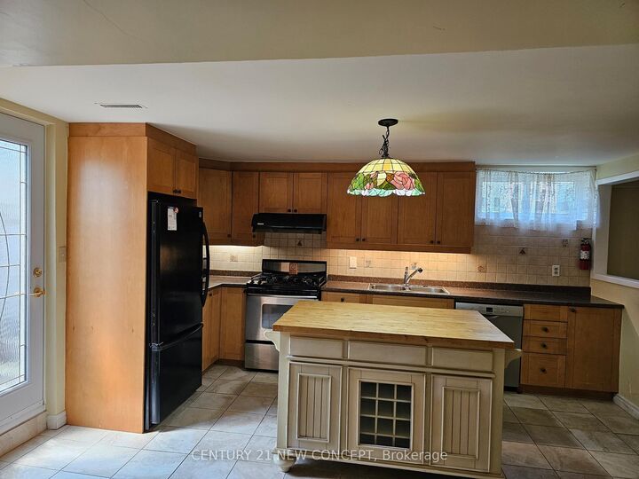 Property Photo: 36 James Gray Drive SE Bsmt ON M2H 1N9