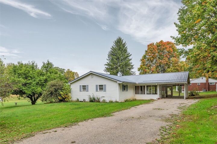 3385 State Route 156  Kiskiminetas Twp PA 15686 photo