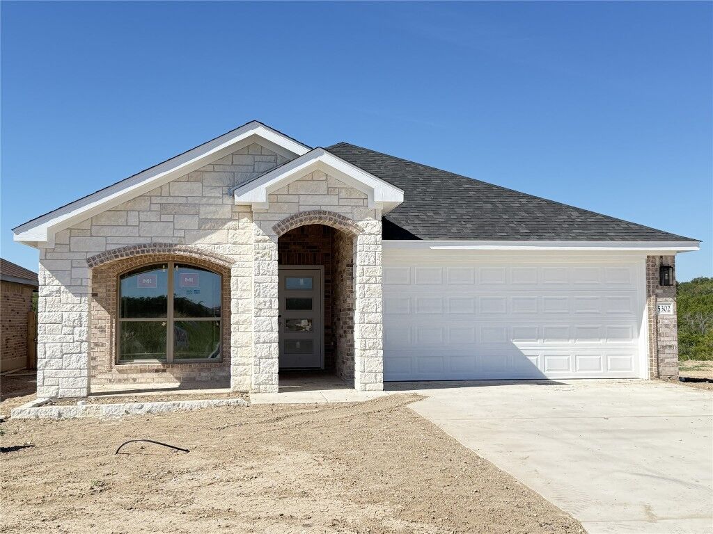 Property Photo:  5302 Lassen Lane  TX 76513
