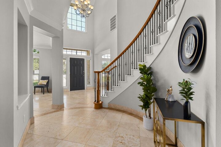 Property Photo: 6611 Yaupon Drive TX 78759