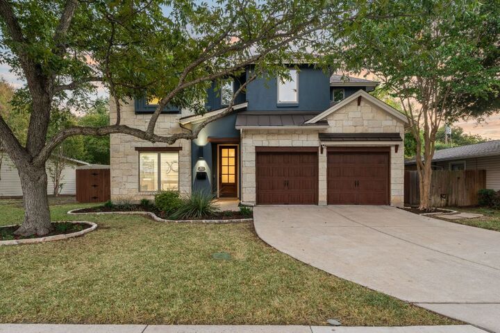 2903 Village Drive  Austin TX 78731 photo