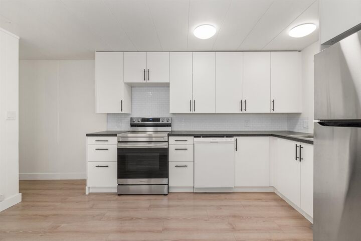 Property Photo: 45640 Watson Road 17 BC V2R 3P8